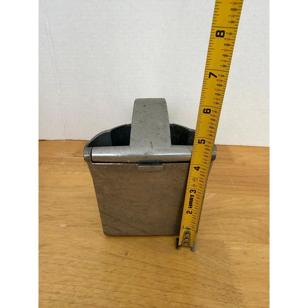 Vintage Fresh Press Manual Citrus Juicer Cast Aluminum Hand Press